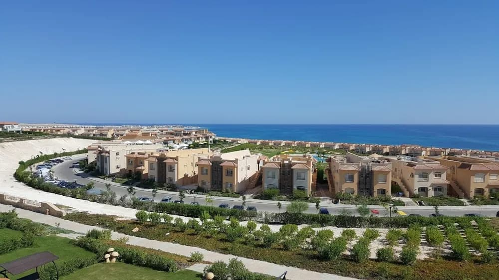Marseilia Beach 4 2