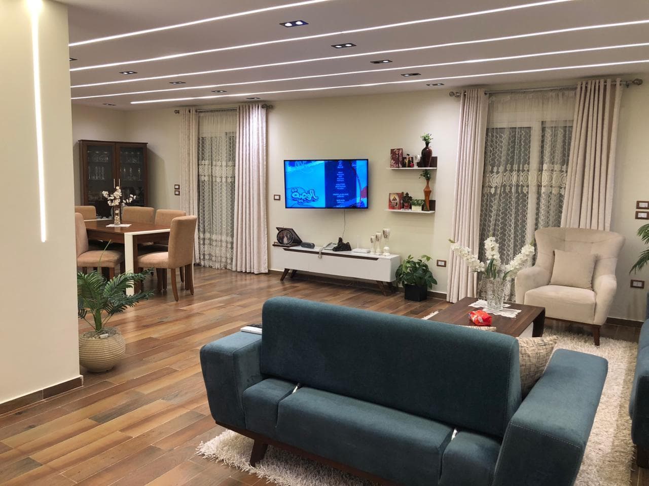 Apartment For Sale In Rock Eden