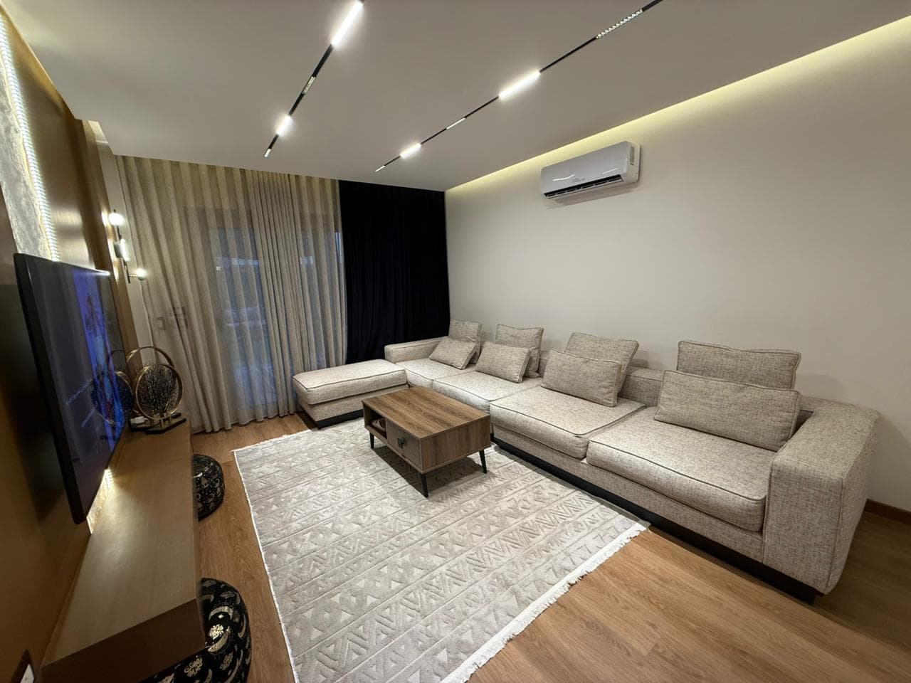 Apartment For Sale In Galleria